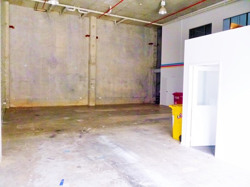 2/82 Sugar Road, Maroochydore QLD 4558