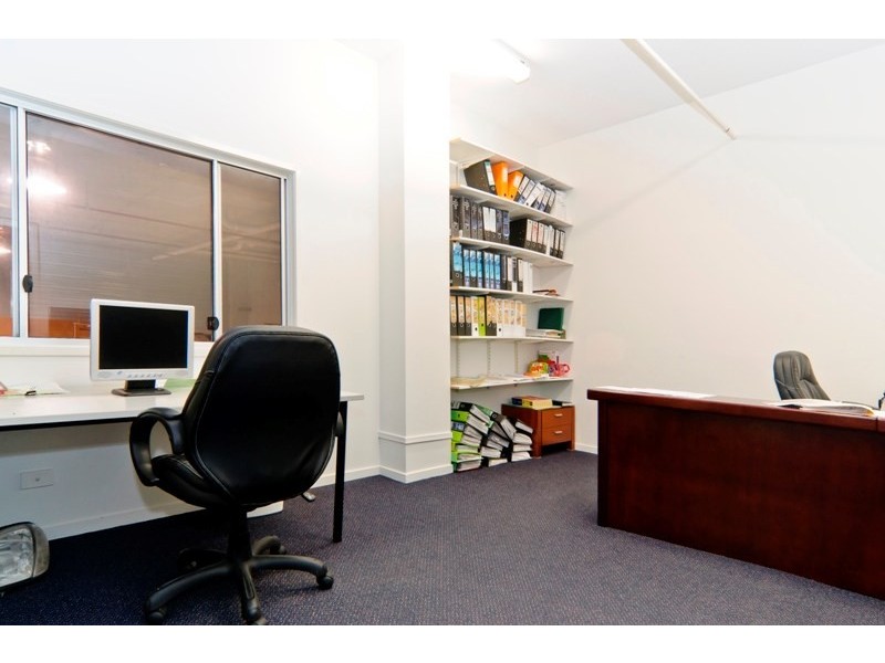 2/82 Sugar Road, Maroochydore QLD 4558