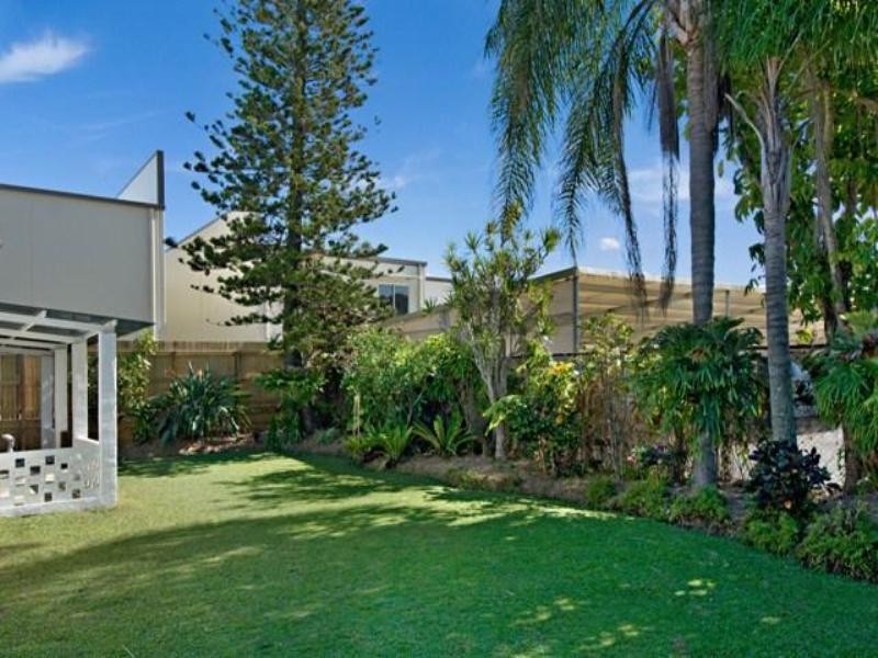 17 Allen Street, Moffat Beach QLD 4551