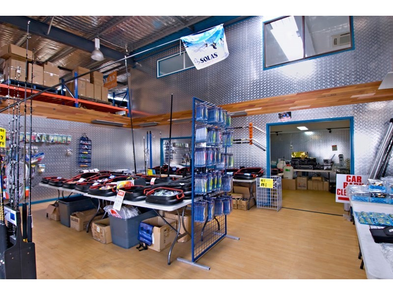 2/10 Premier Circuit, Warana QLD 4575