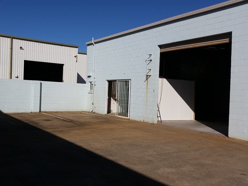 5/4 Tandem Avenue, Warana QLD 4575