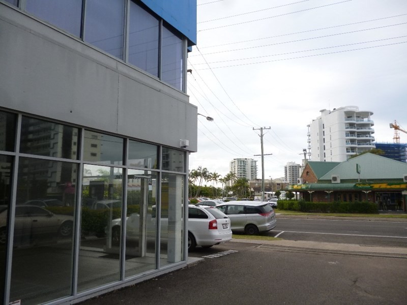 4/32-34 Aerodrome Road, Maroochydore QLD 4558