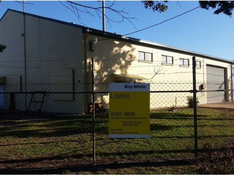 1/2 Tandem Avenue, Warana QLD 4575