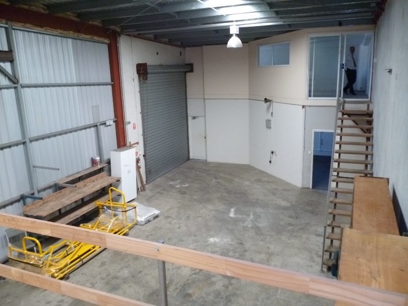 2/149 Mark Road, Caloundra West QLD 4551