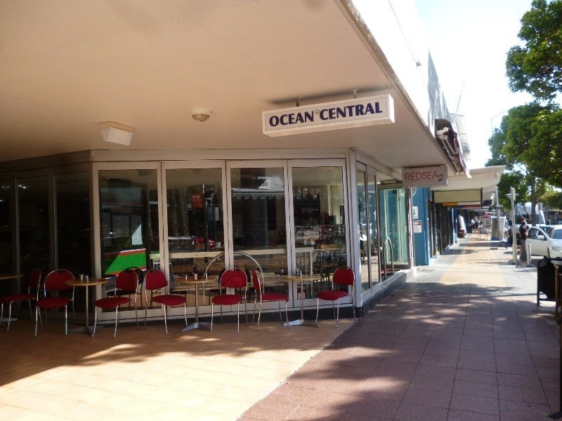 4/2-4 Ocean Street, Maroochydore QLD 4558