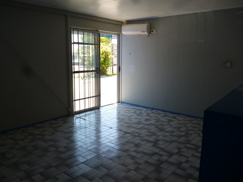 1/8 Allen Street, Moffat Beach QLD 4551