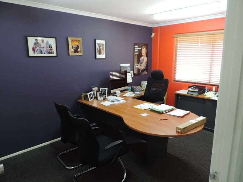 3/2 Dual Avenue, Warana QLD 4575