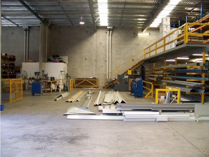 3 and 4/32 Premier Circuit, Warana QLD 4575