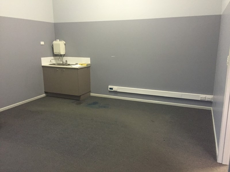 2/5 Peachester Road, Beerwah QLD 4519