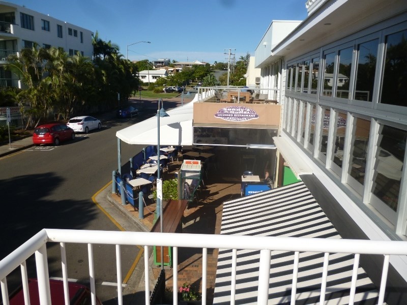 6 Seaview Terrace, Moffat Beach QLD 4551