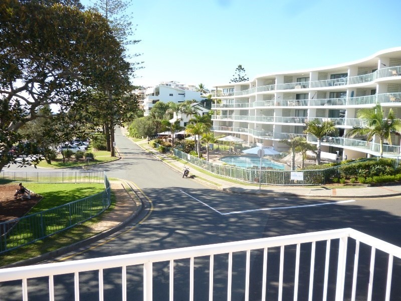 6 Seaview Terrace, Moffat Beach QLD 4551