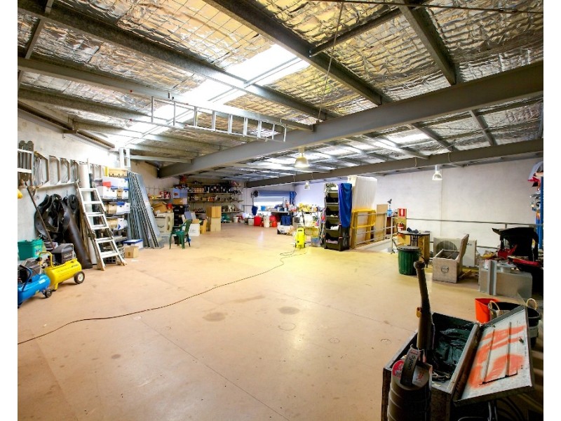 3/6 Premier Circuit, Warana QLD 4575