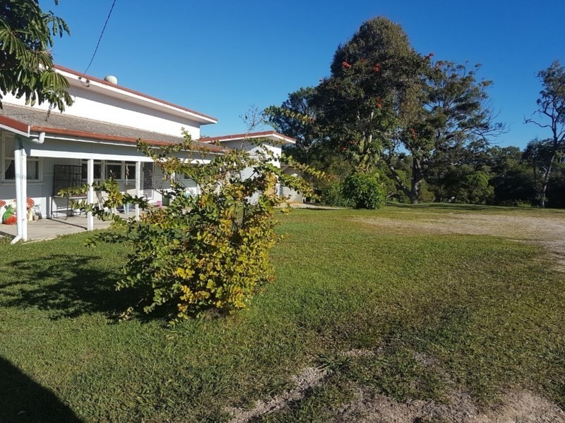 16 Sugar Bag Road, Little Mountain QLD 4551