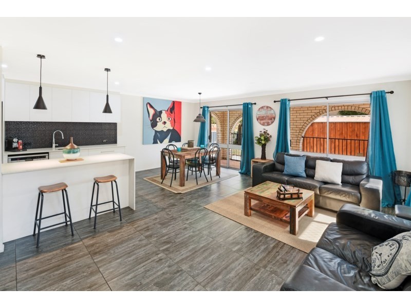 615 Nicklin Way, Wurtulla QLD 4575