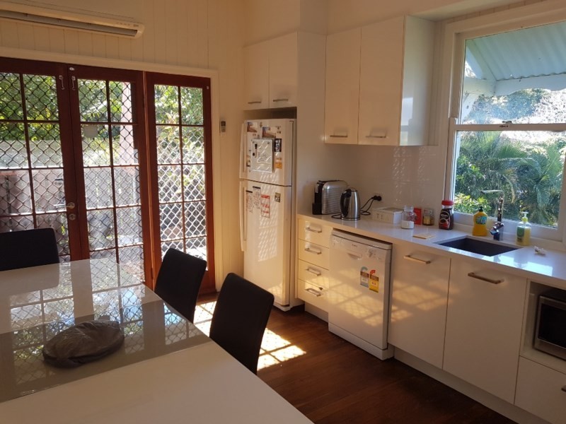 13 Mayes Avenue, Caloundra QLD 4551