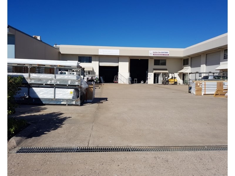 3/2 Machinery Avenue, Warana QLD 4575