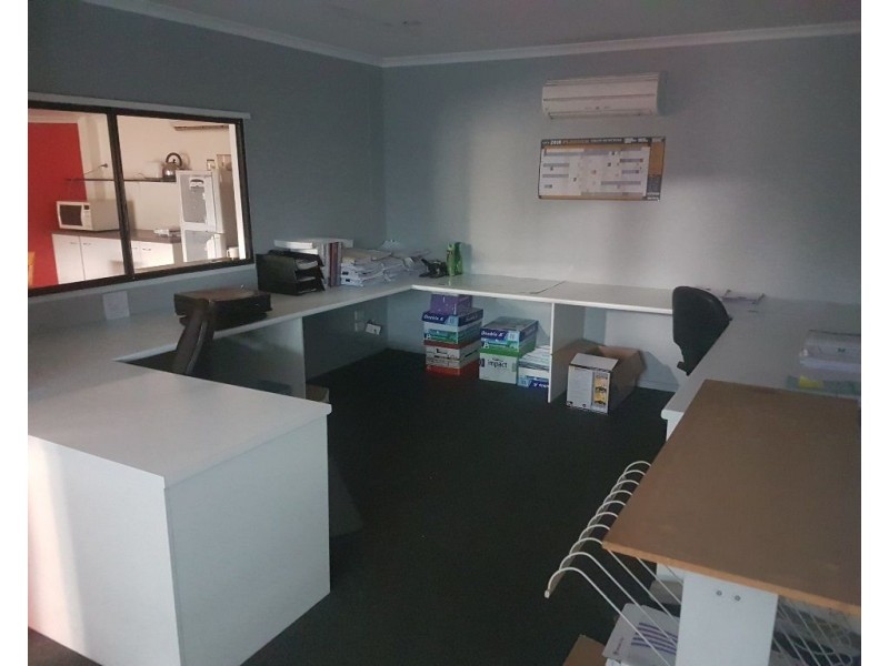 2/22 Enterprise Street, Caloundra West QLD 4551