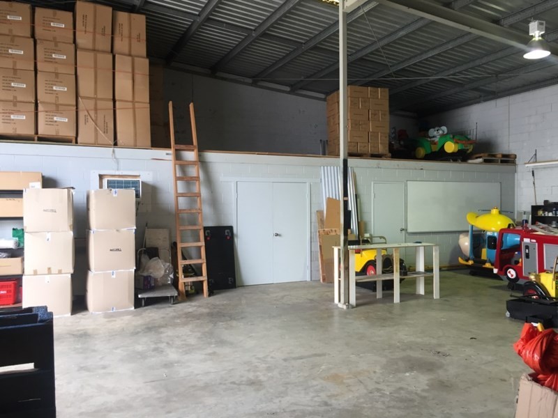 14 Bearing Avenue, Warana QLD 4575