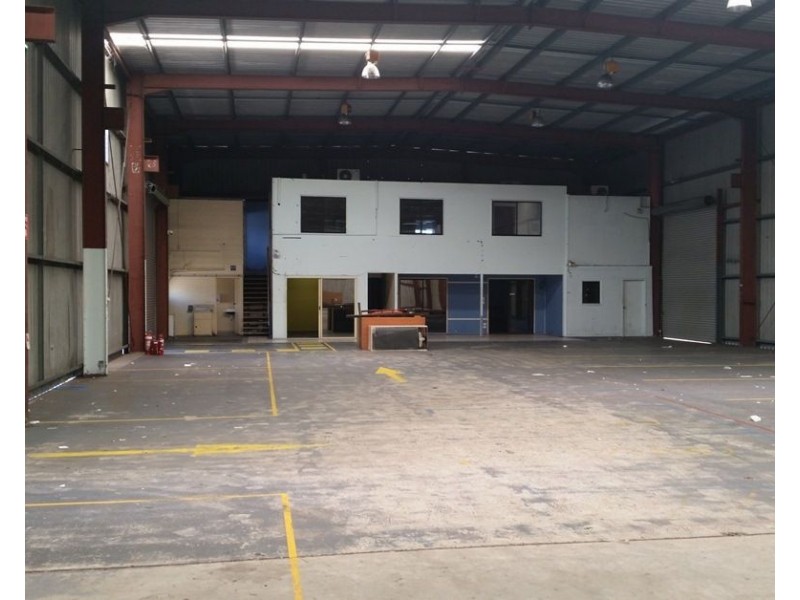 2 Production Avenue, Warana QLD 4575