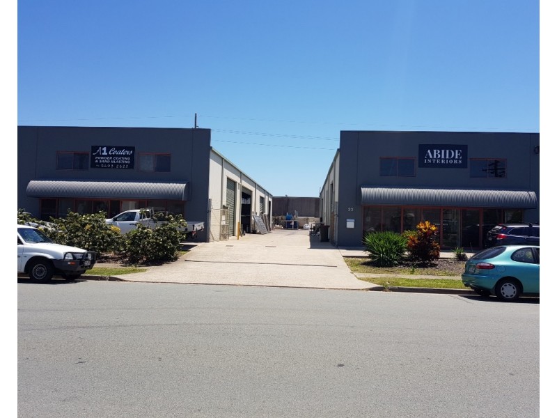 33 Production Avenue, Warana QLD 4575