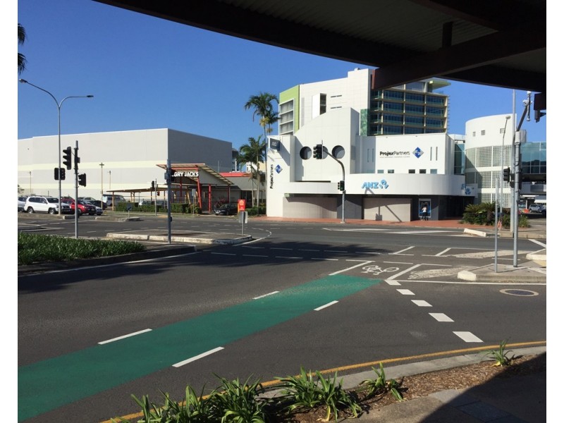 1/144 Horton Parade, Maroochydore QLD 4558