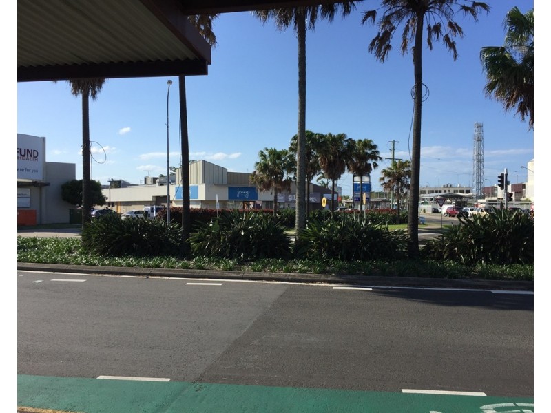 1/144 Horton Parade, Maroochydore QLD 4558