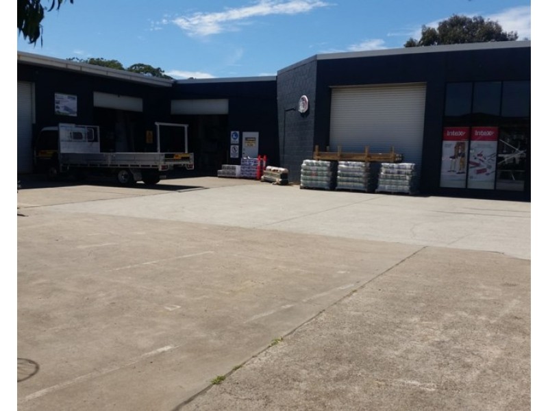 12 Daniel Street, Caloundra West QLD 4551