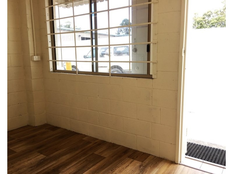 2/47 Beerwah Parade, Beerwah QLD 4519