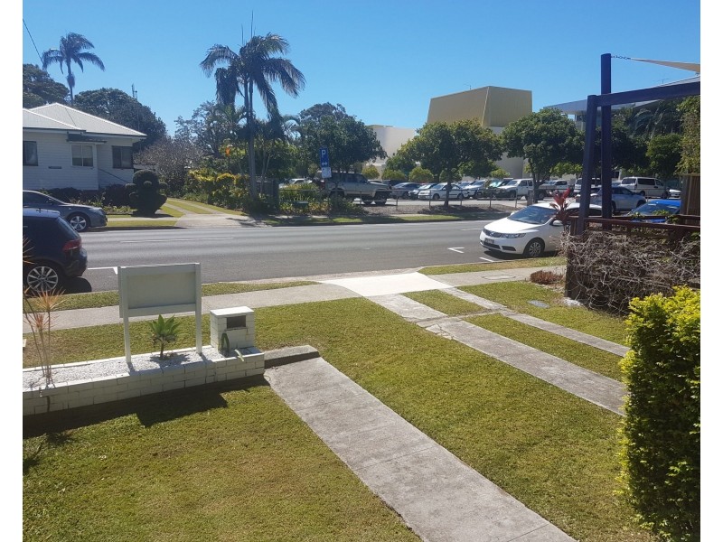 30 Omrah Avenue, Caloundra QLD 4551