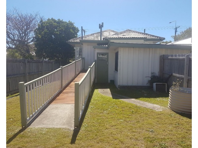 30 Omrah Avenue, Caloundra QLD 4551