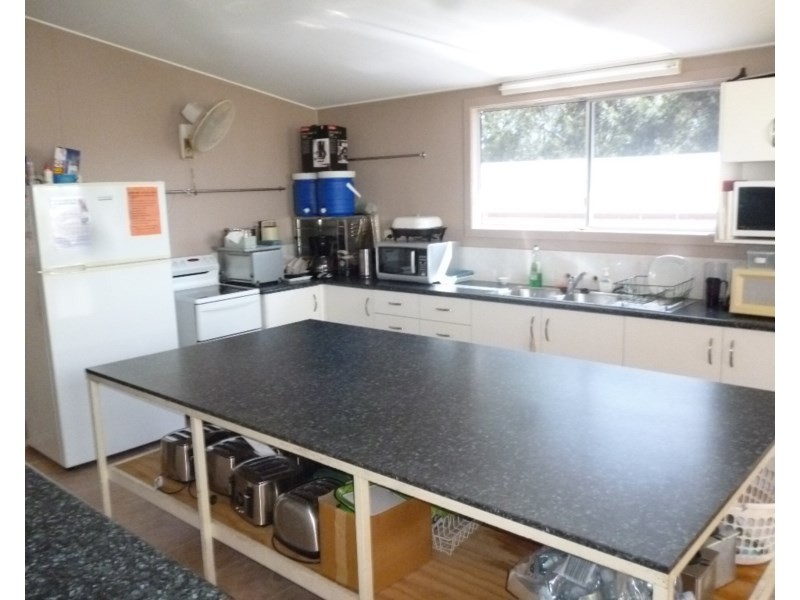 31 Peachester Road, Beerwah QLD 4519