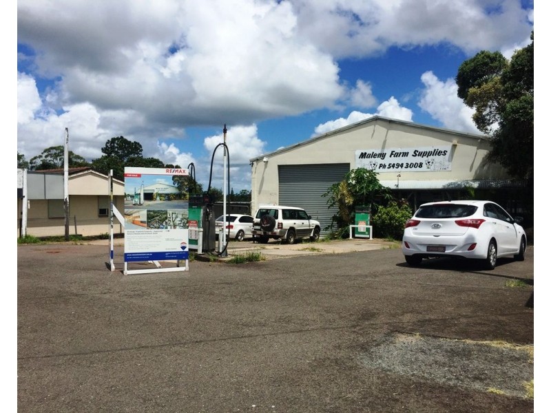 19 Macadamia Drive, Maleny QLD 4552