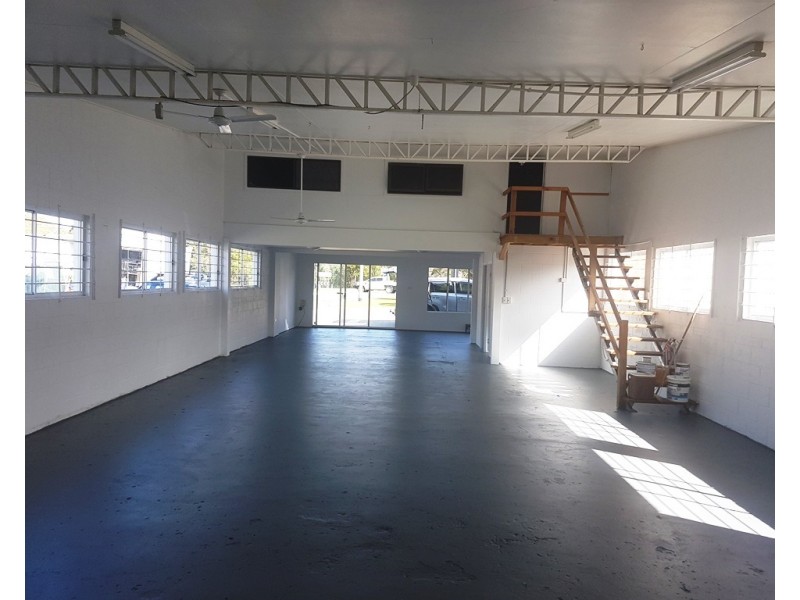 2/37 Caloundra Road, Caloundra West QLD 4551