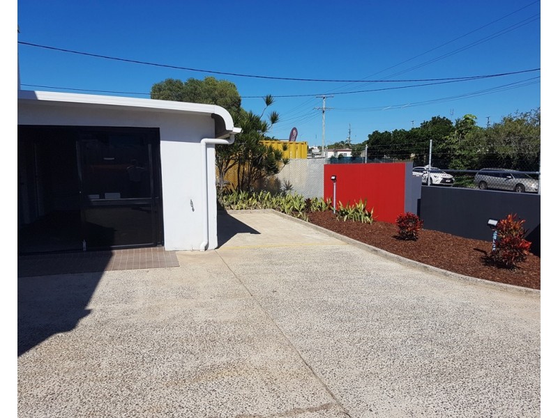 13 Latcham Drive, Caloundra West QLD 4551