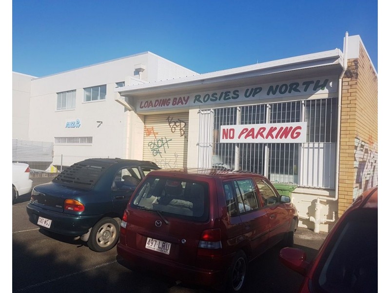 Shop 2/61 Bulcock Street, Caloundra QLD 4551