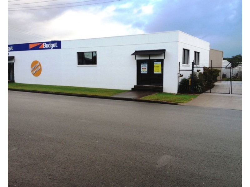 2/21 Daniel Street, Caloundra West QLD 4551