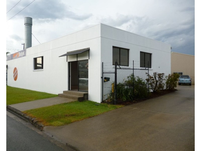 2/21 Daniel Street, Caloundra West QLD 4551