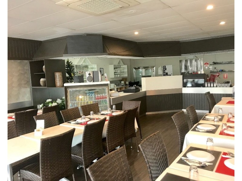 2/172 Brisbane Road, Mooloolaba QLD 4557