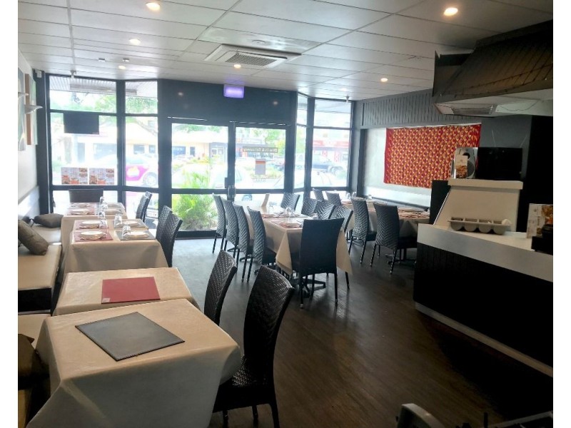 2/172 Brisbane Road, Mooloolaba QLD 4557