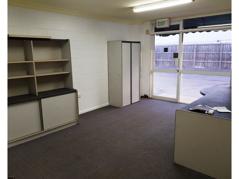 1/3 Development Court, Caloundra West QLD 4551