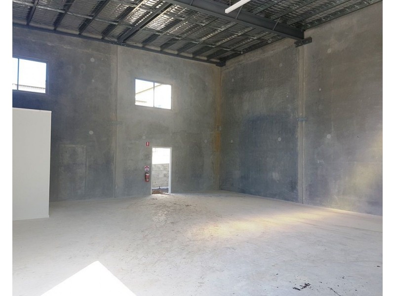 4/8 Exeter Way, Caloundra West QLD 4551