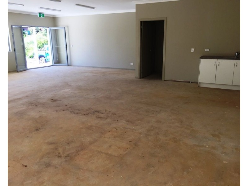 8/74 Maple Street, Maleny QLD 4552