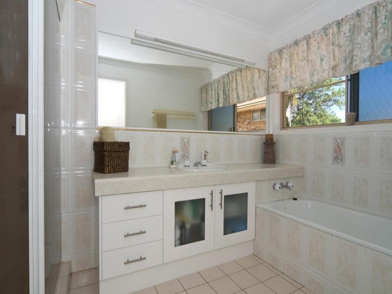 13 Fairlie Crescent, Moffat Beach QLD 4551