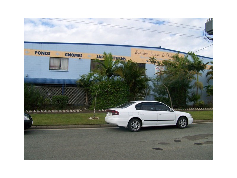 9 Bearing Avenue, Warana QLD 4575