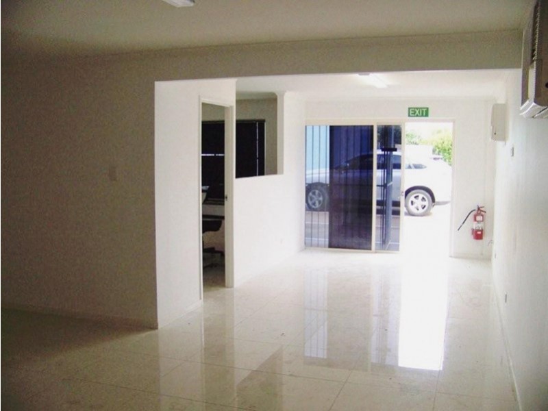 3/13 Main Drive, Warana QLD 4575