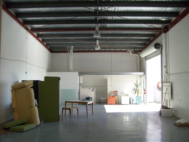 Unit 1/4 Waterview Street, Warana QLD 4575