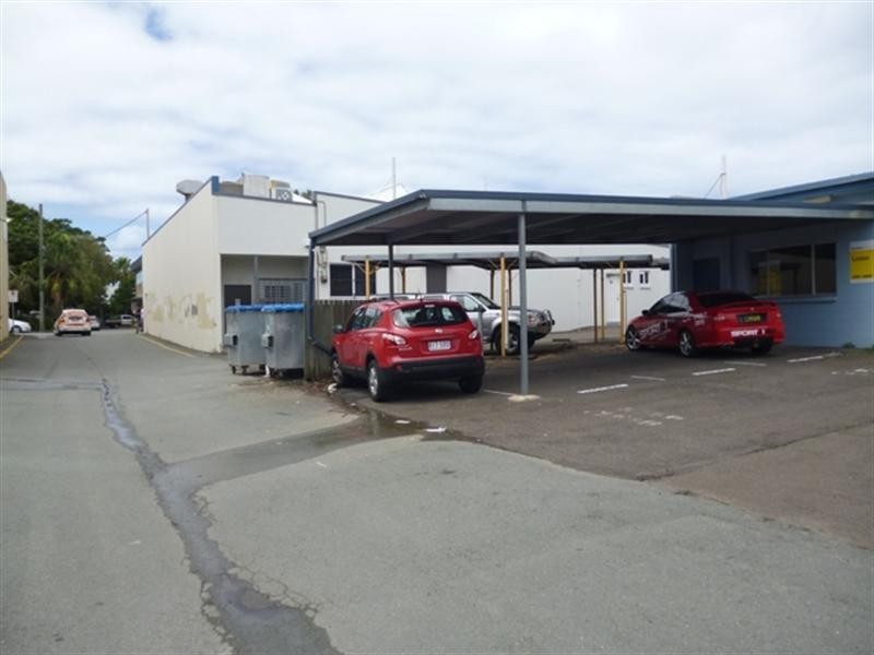 2/83 Bulcock Street, Caloundra QLD 4551