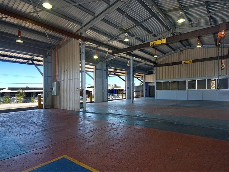 4 Daniel Street, Caloundra West QLD 4551