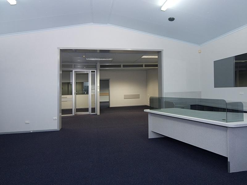 4 Daniel Street, Caloundra West QLD 4551