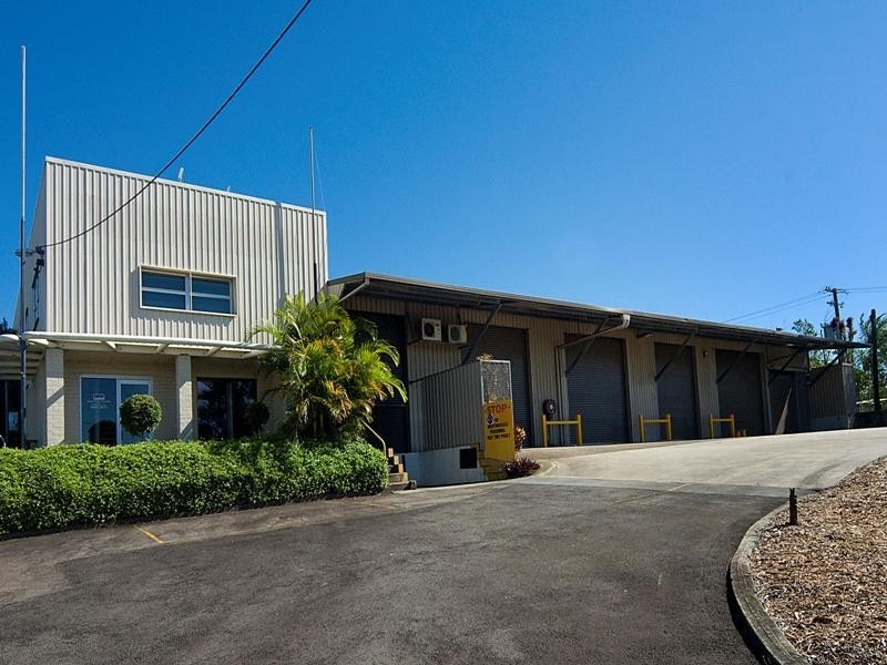 4 Daniel Street, Caloundra West QLD 4551